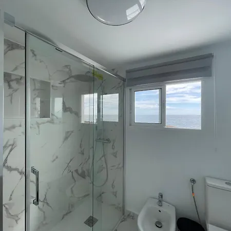 Calma Carihuela - 10 Metros De La Playa Apartment Torremolinos