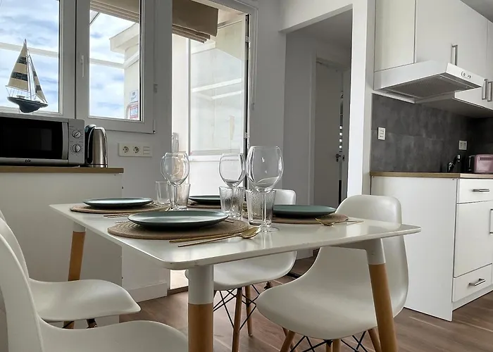 Lägenhet Calma Carihuela - 10 Metros De La Playa Torremolinos